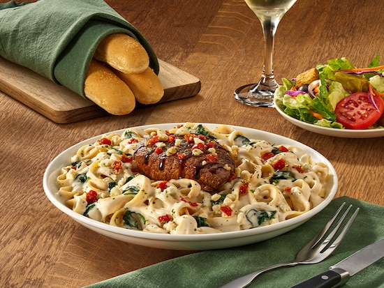 Steak Gorgonzola Alfredo